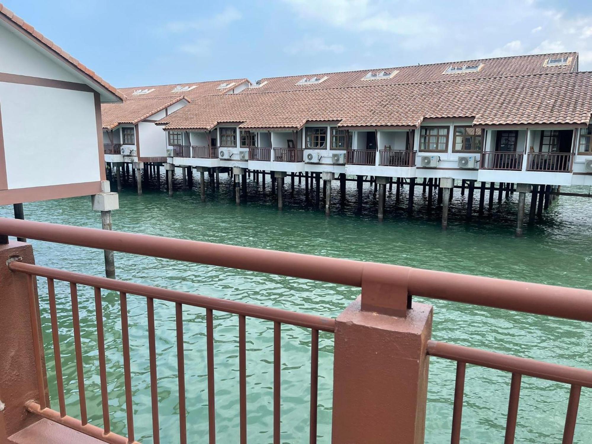 Water Chalet Port Dickson- Private Екстериор снимка